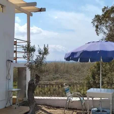 Nyaraló Peristeronas Liaropá