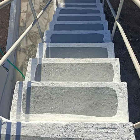 Nyaraló Peristeronas Liaropá