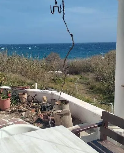 Peristeronas Casa de Férias *